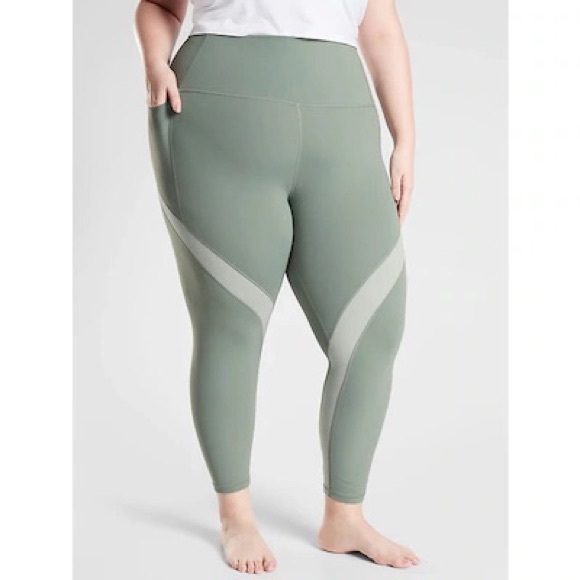 ATHLETA STASH POCKET 7/8 TIGHT - Picture 2 of 6